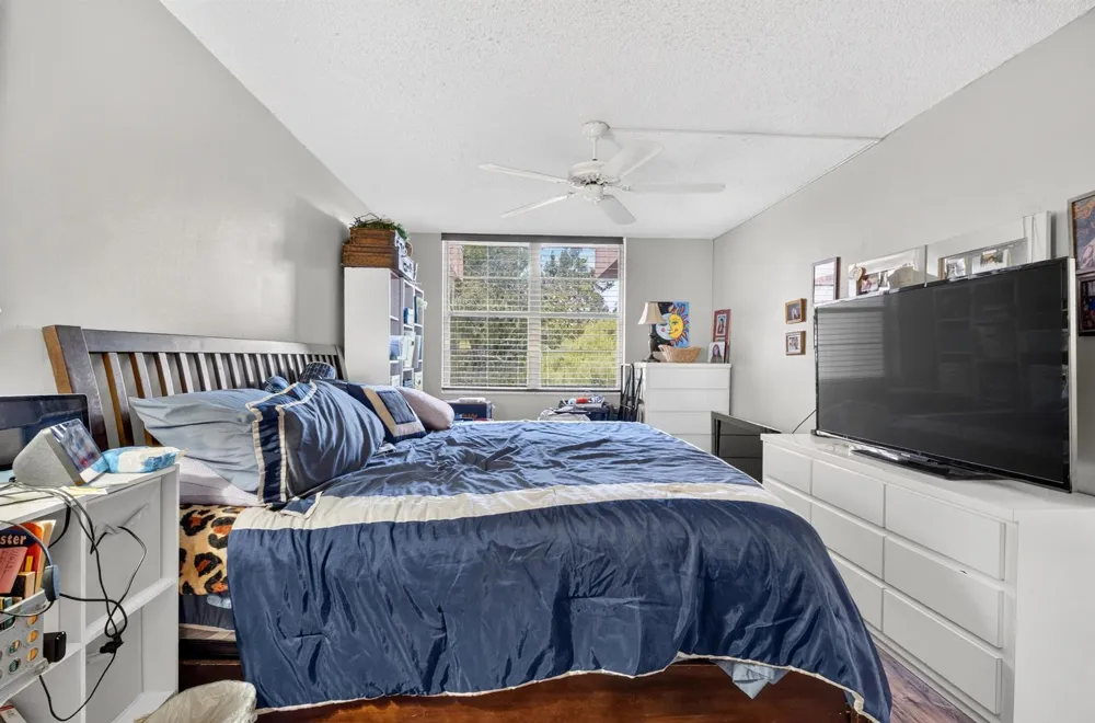2600 NW 49th Avenue #410 Lauderdale Lakes, FL 33313