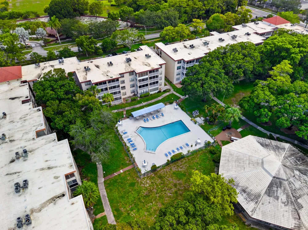 2600 NW 49th Avenue #410 Lauderdale Lakes, FL 33313