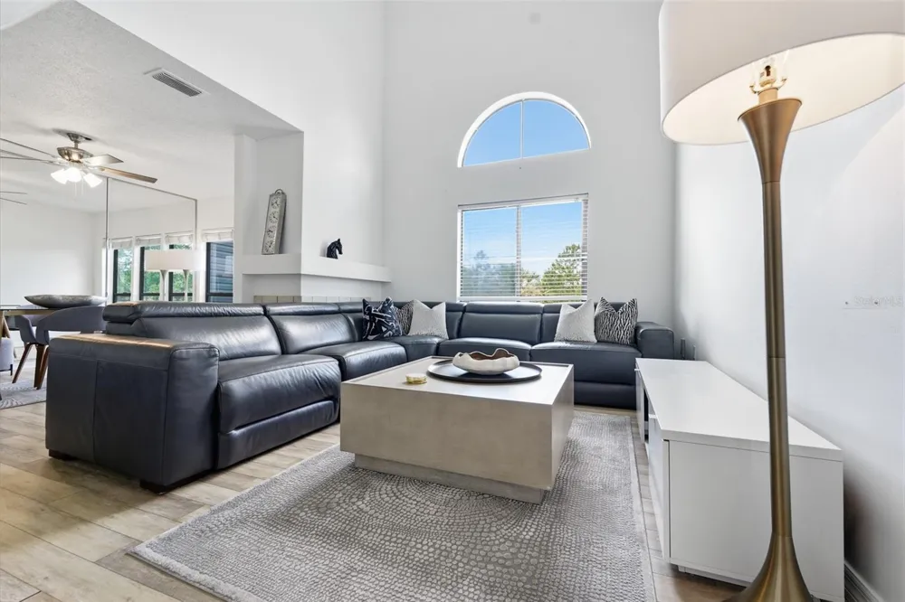 2216 STONINGTON AVENUE #2216 Orlando, FL 32817