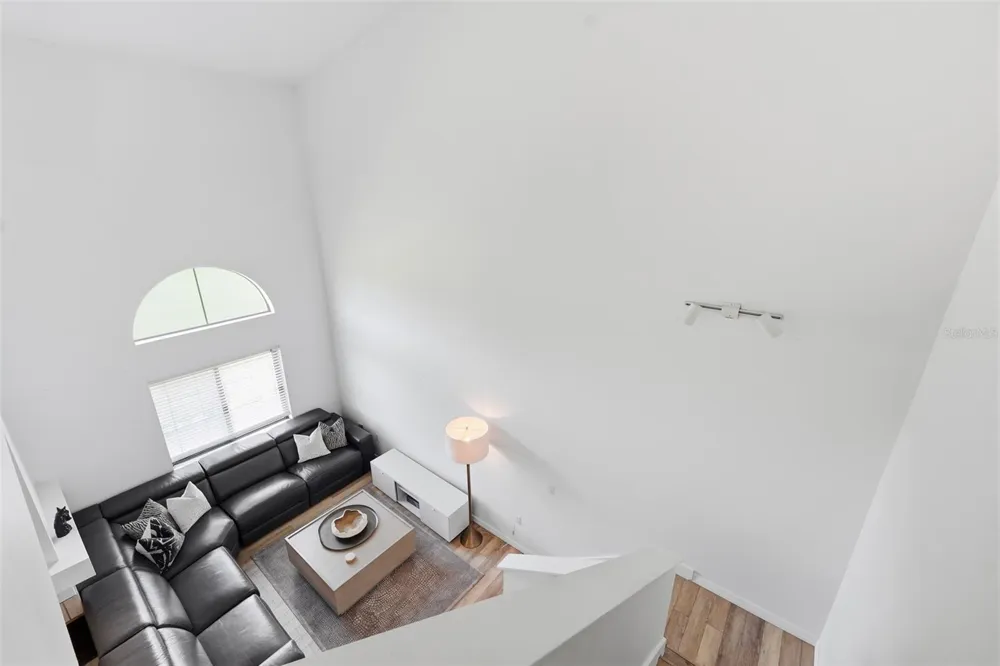 2216 STONINGTON AVENUE #2216 Orlando, FL 32817