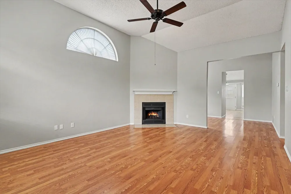8844 Mystic Trail Fort Worth, TX 76118