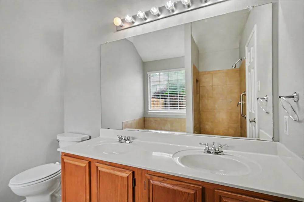 8844 Mystic Trail Fort Worth, TX 76118
