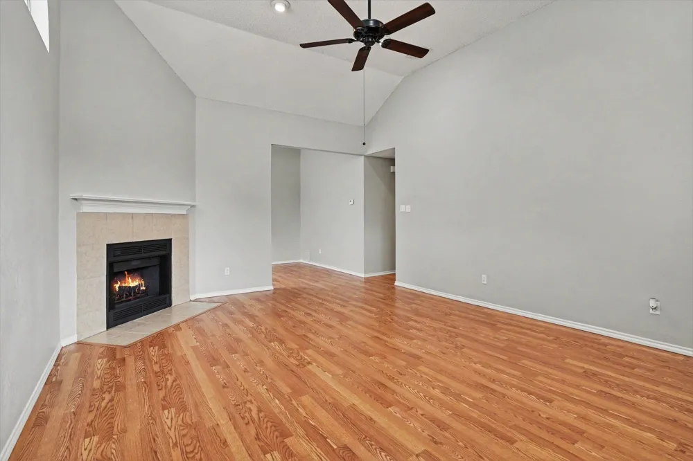 8844 Mystic Trail Fort Worth, TX 76118