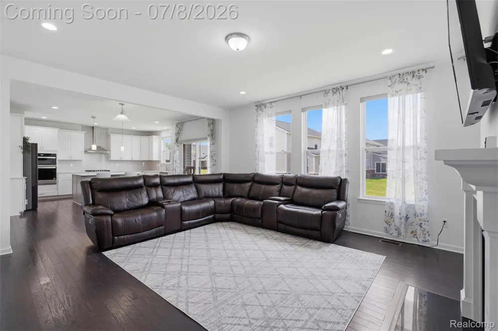 20633 Gidran Drive Lyon Charter Township, MI 48178