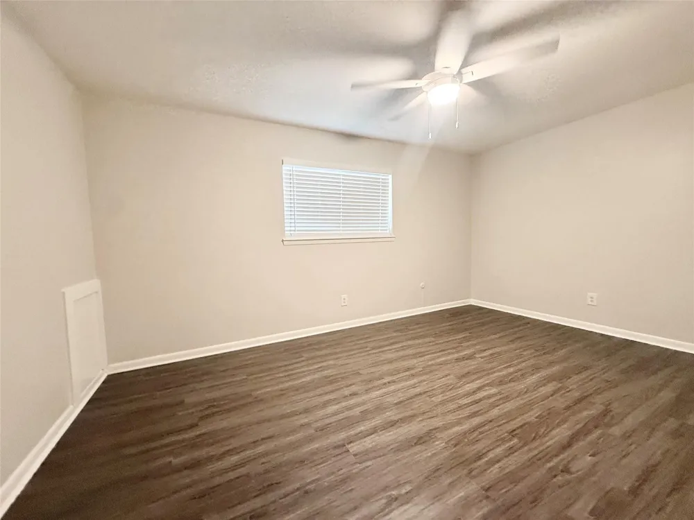 500 Willow Drive #C6 Lake Jackson, TX 77566