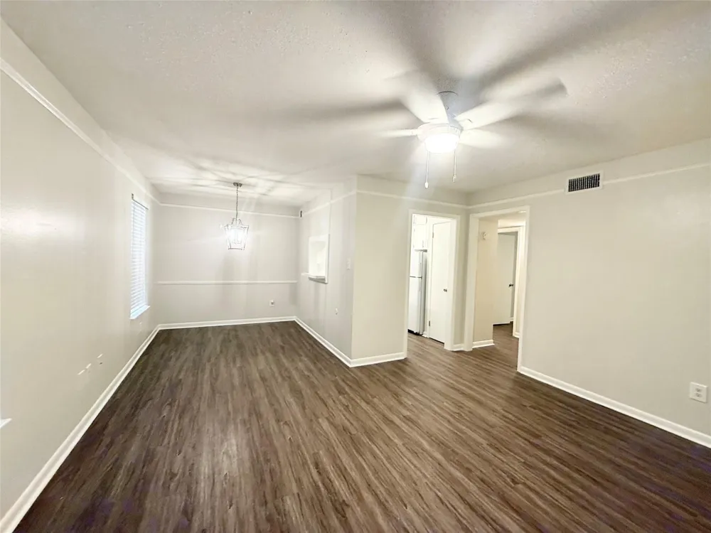 500 Willow Drive #C6 Lake Jackson, TX 77566
