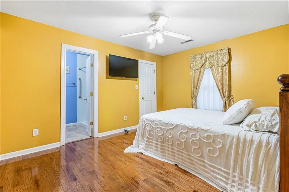 1125 John J Eagan Drive Birmingham, AL 35204