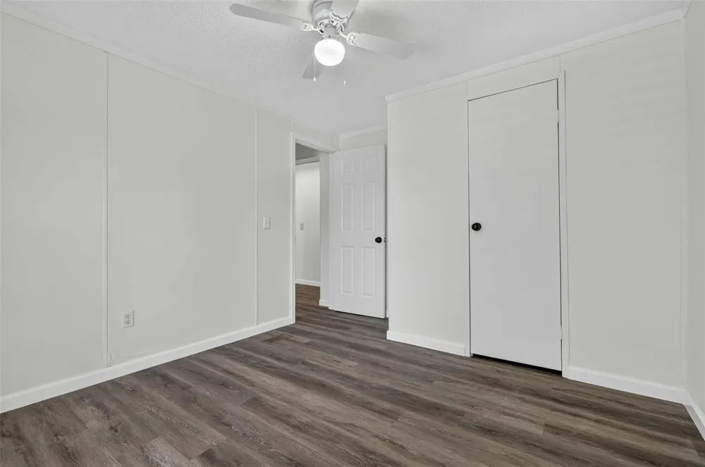 1955 Lauren Lane Sealy, TX 77474