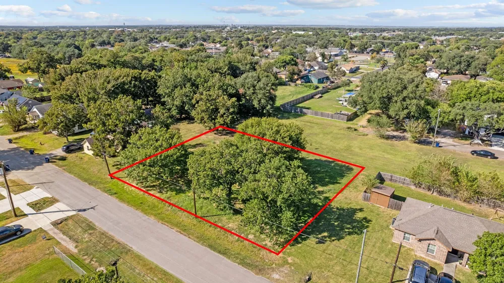 2522 3rd Avenue Texas City, TX 77590