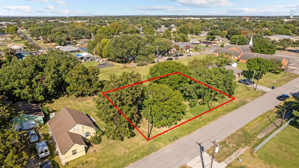 2522 3rd Avenue Texas City, TX 77590
