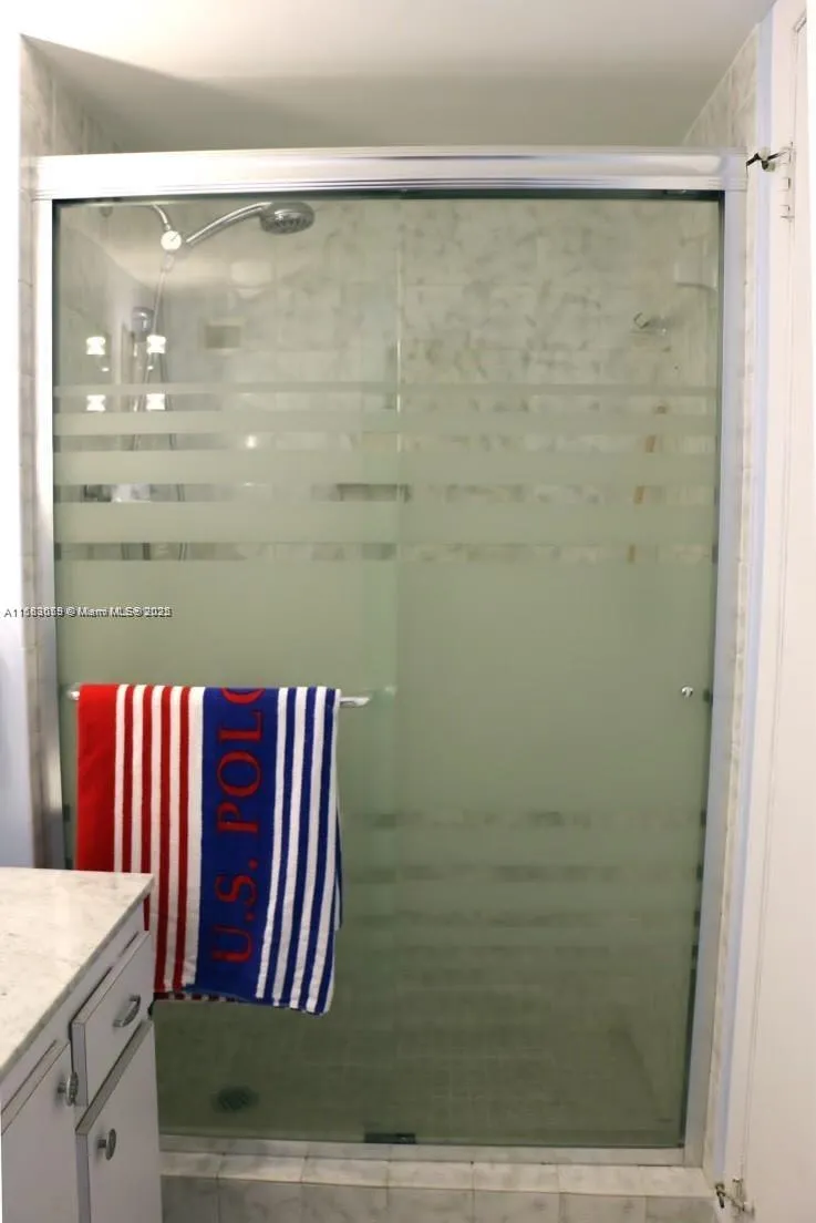 2780 NE 183rd St #1701 Aventura, FL 33160