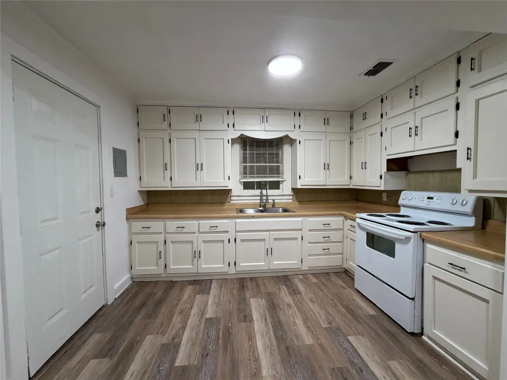 4101 Elizabeth Texarkana, TX 75503
