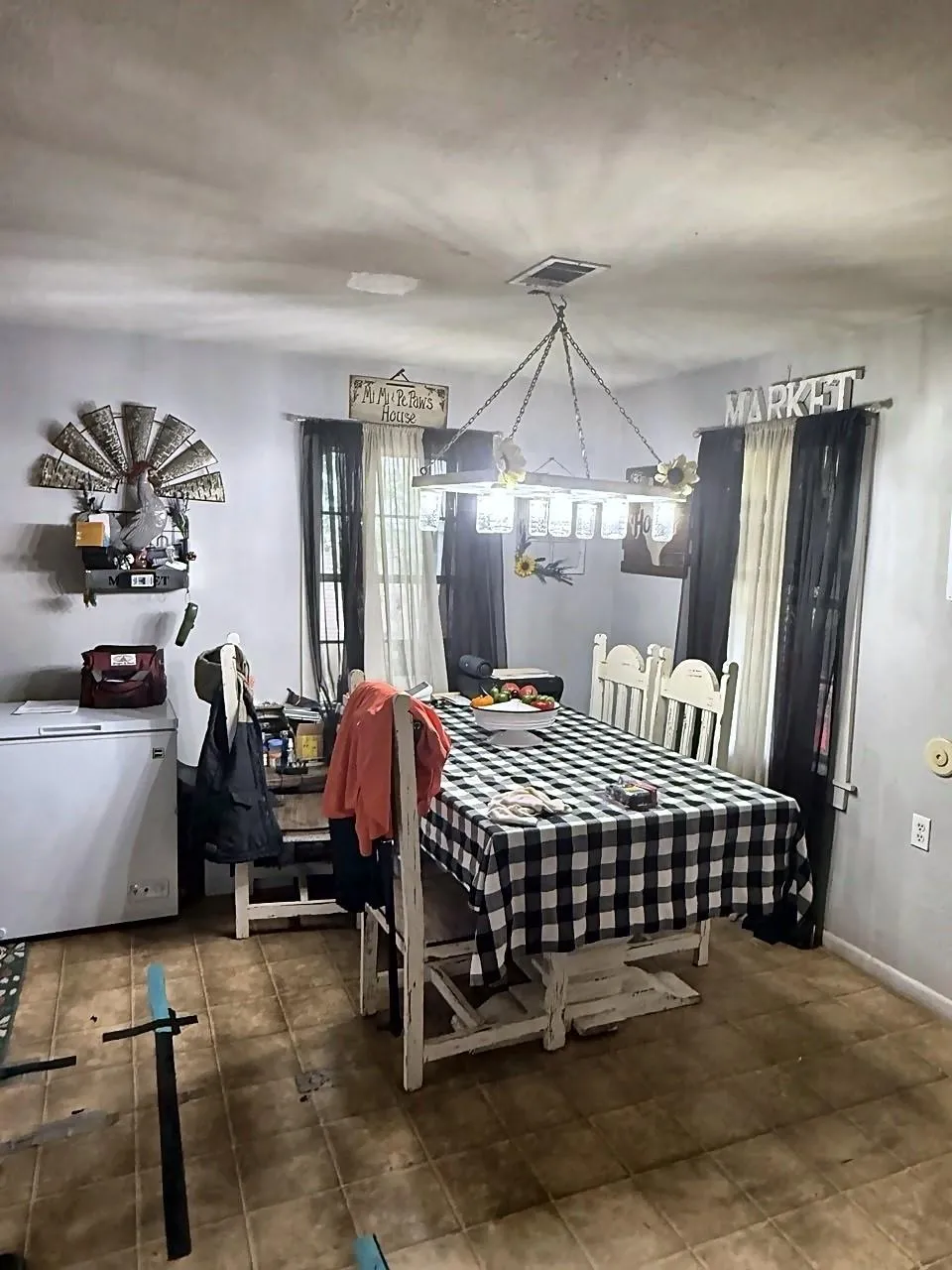 101 Elm Street Daisetta, TX 77533