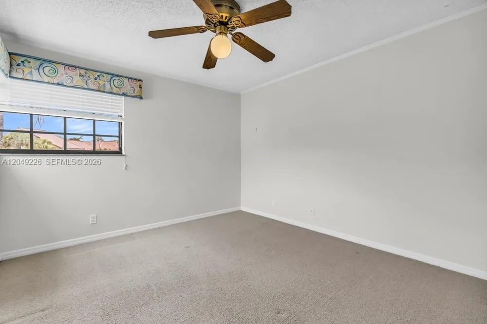 3454 Laurel Oaks Ln Hollywood, FL 33021