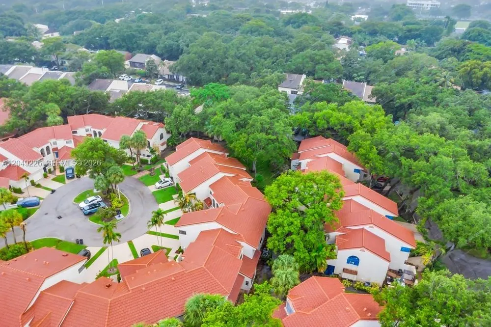3454 Laurel Oaks Ln Hollywood, FL 33021