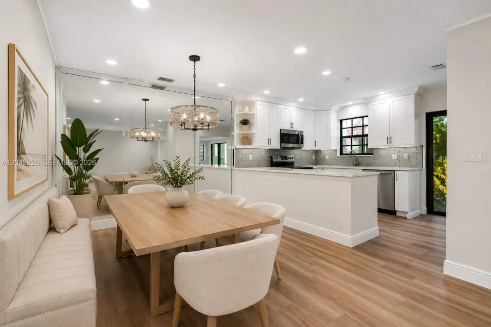 3454 Laurel Oaks Ln Hollywood, FL 33021