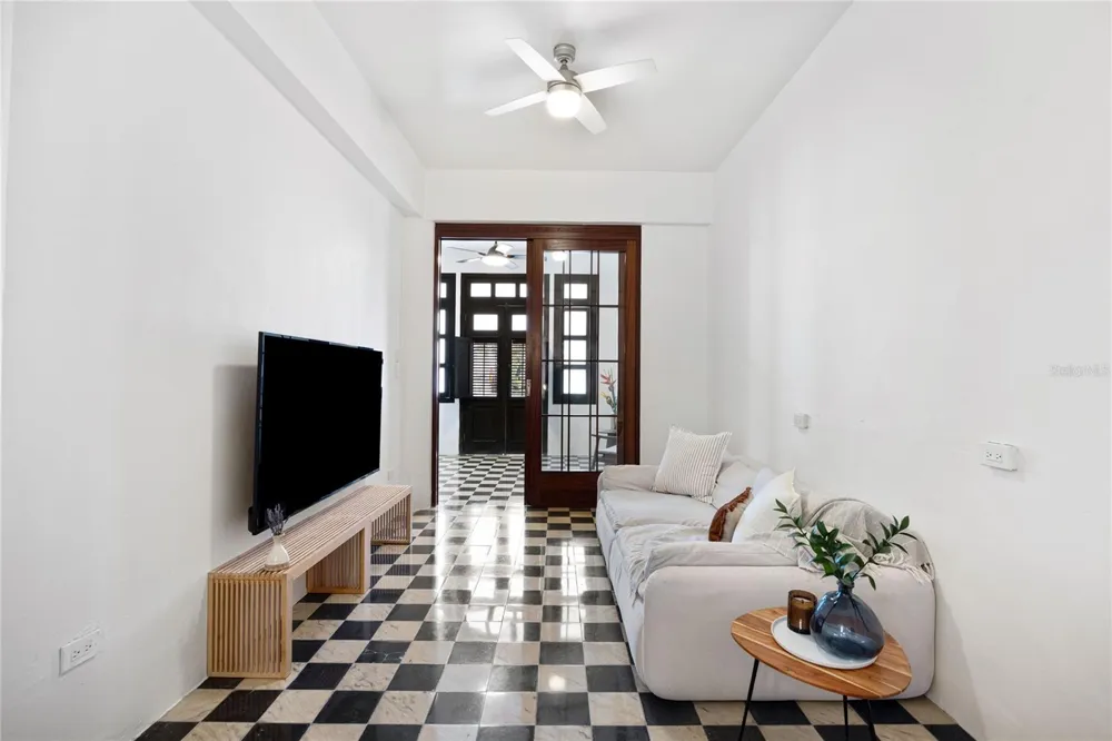360-362 FORTALEZA #7 San Juan, PR 00901