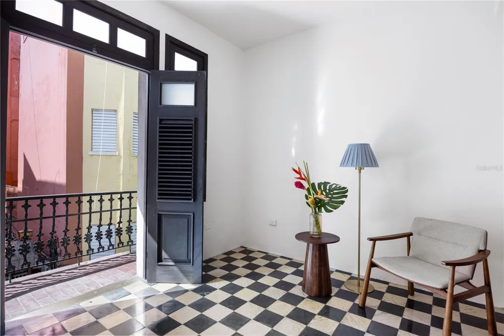 360-362 FORTALEZA #7 San Juan, PR 00901