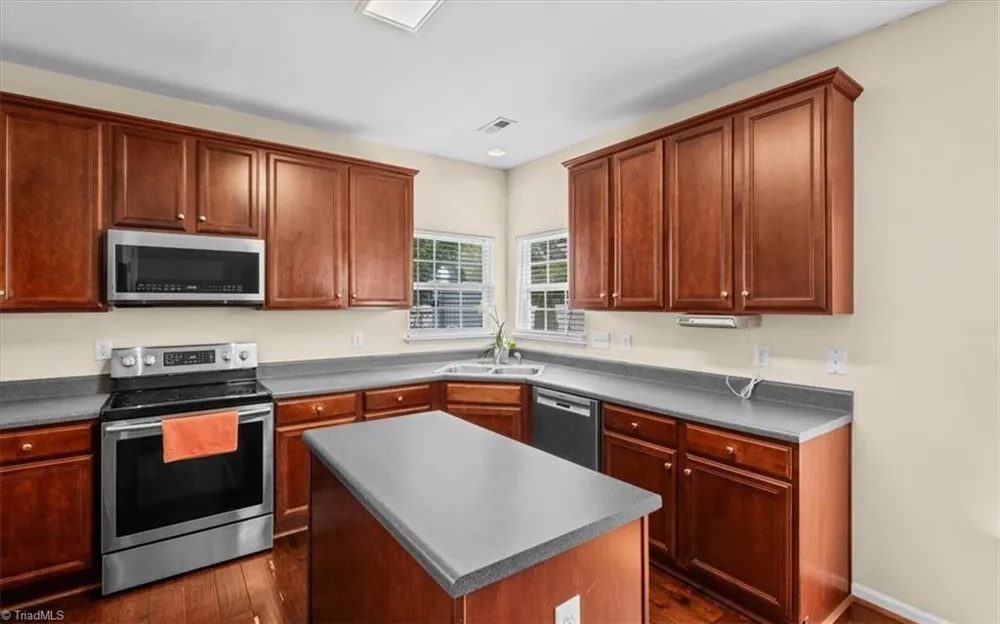 1905 Buckminster Drive Whitsett, NC 27377