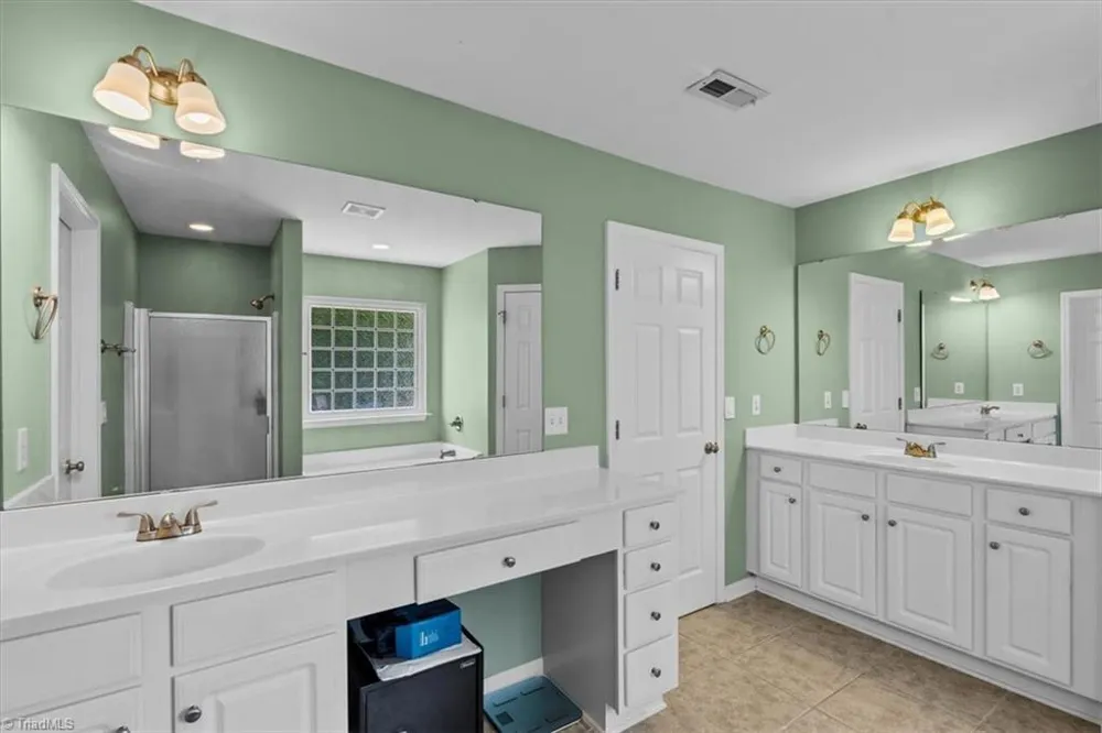1905 Buckminster Drive Whitsett, NC 27377