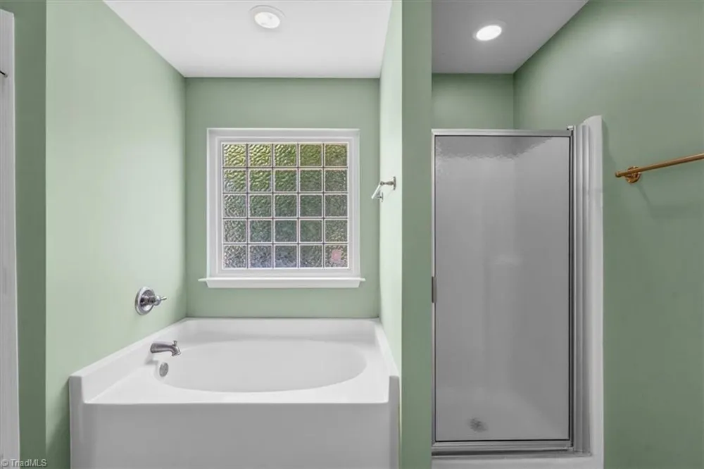 1905 Buckminster Drive Whitsett, NC 27377