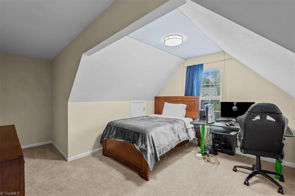 1905 Buckminster Drive Whitsett, NC 27377