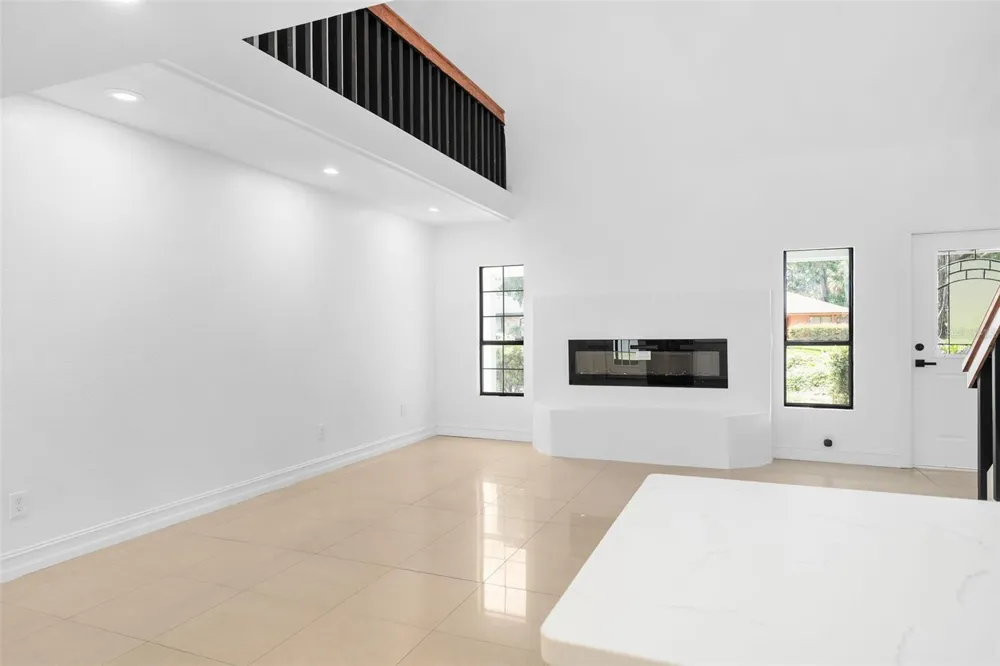 4221 GREENFERN DRIVE Orlando, FL 32810
