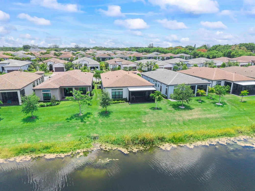 7885 Ironwood Way Parkland, FL 33067