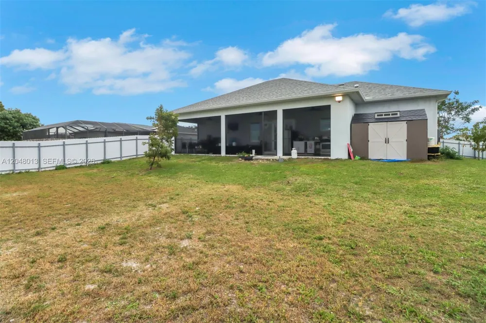 2394 45th Avenue NE Naples, FL 34120