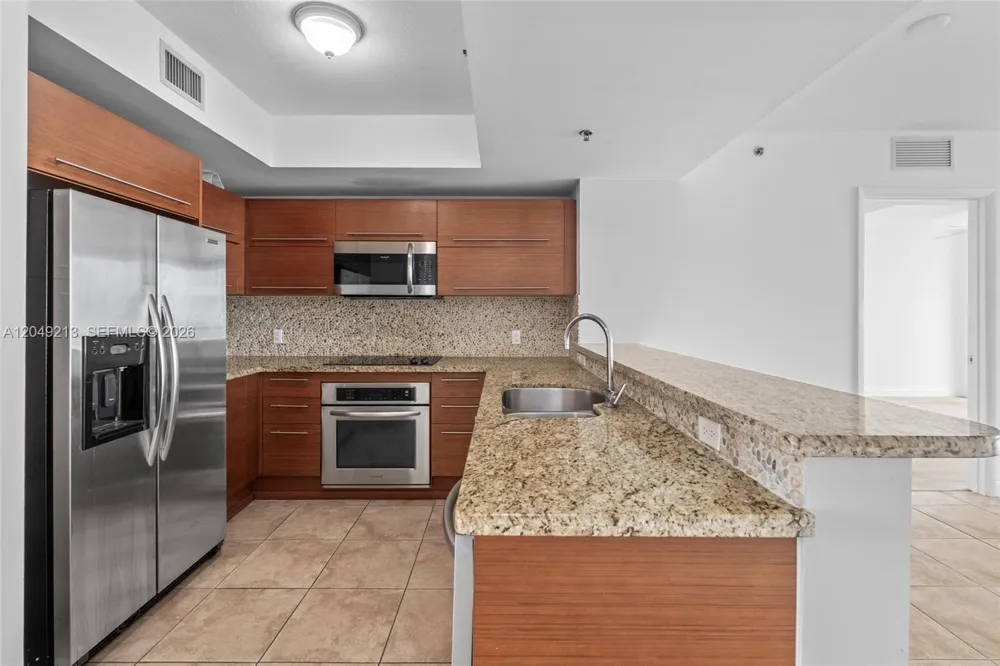 2681 Flamingo Rd #2205S Sunrise, FL 33323