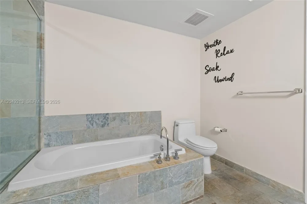 2681 Flamingo Rd #2205S Sunrise, FL 33323