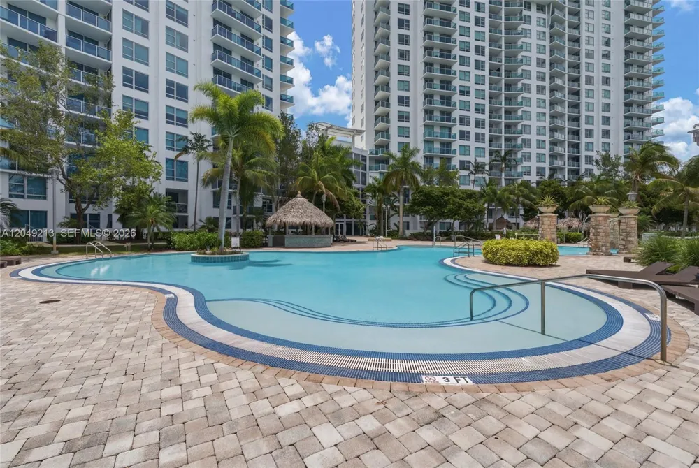 2681 Flamingo Rd #2205S Sunrise, FL 33323