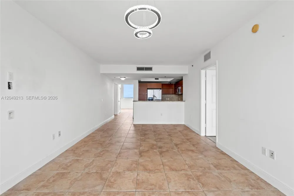 2681 Flamingo Rd #2205S Sunrise, FL 33323