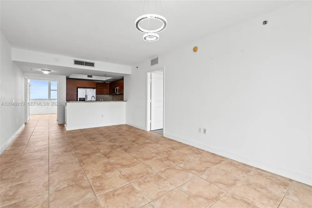 2681 Flamingo Rd #2205S Sunrise, FL 33323
