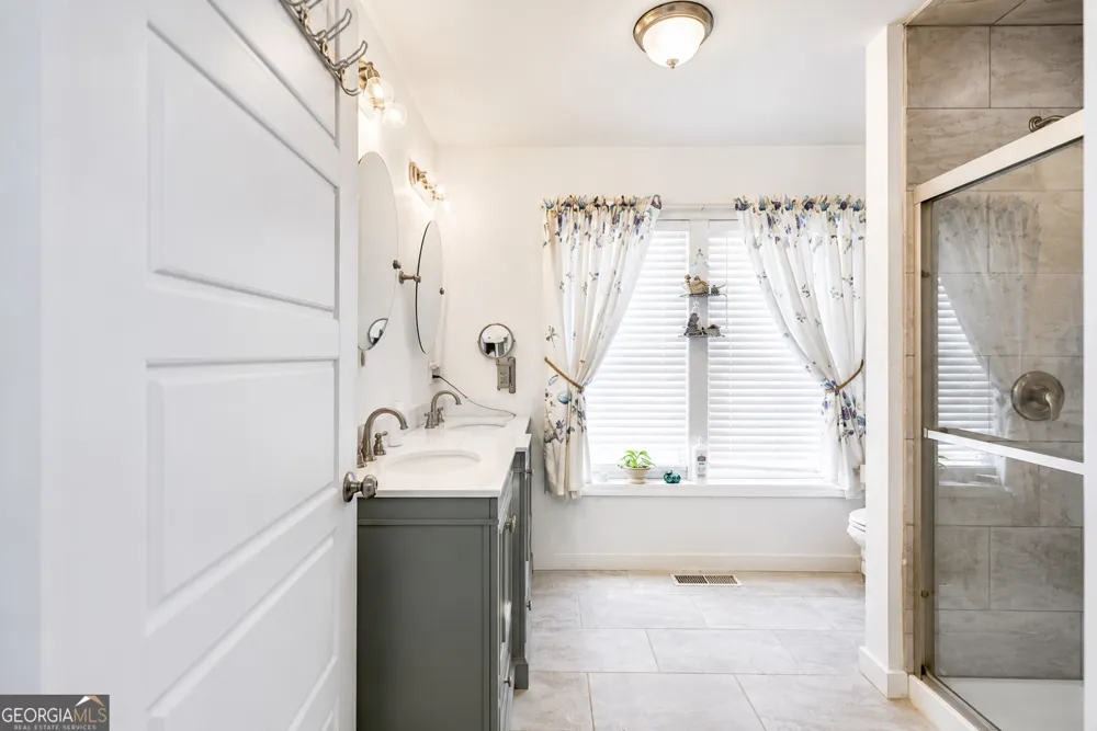 169 W Dykes ST Cochran, GA 31014