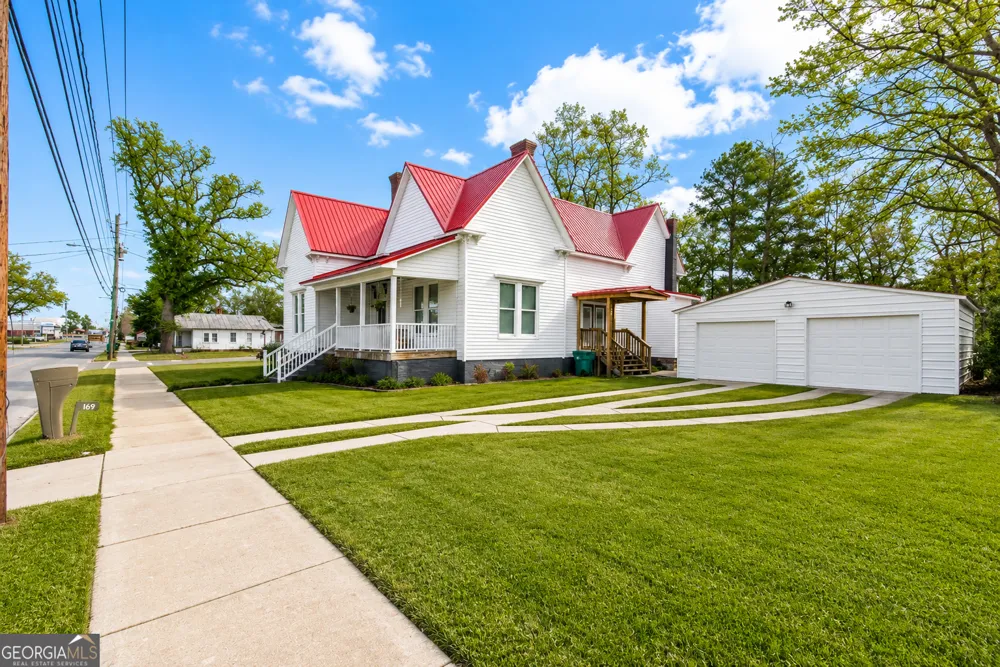 169 W Dykes ST Cochran, GA 31014