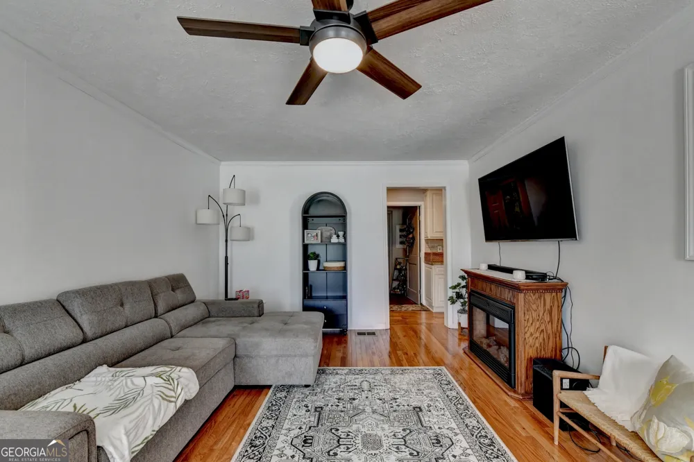 6474 Dahlonega HWY Clermont, GA 30527