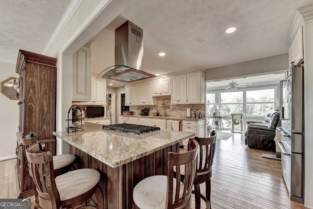 6474 Dahlonega HWY Clermont, GA 30527