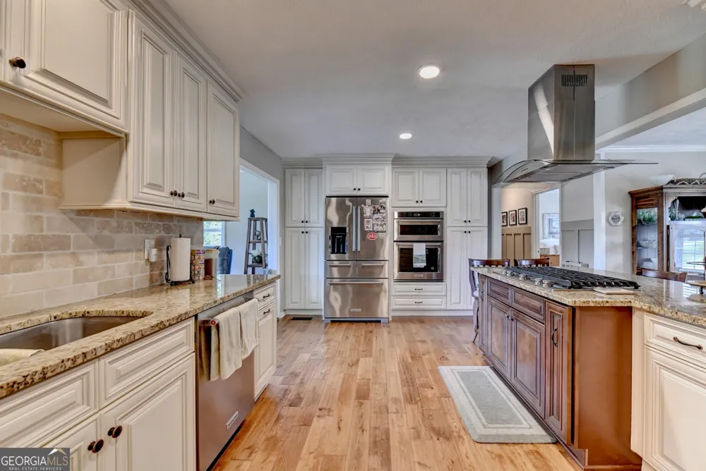 6474 Dahlonega HWY Clermont, GA 30527