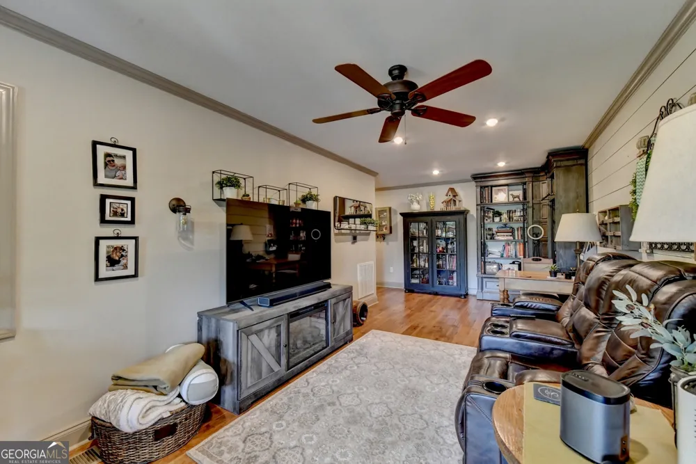6474 Dahlonega HWY Clermont, GA 30527