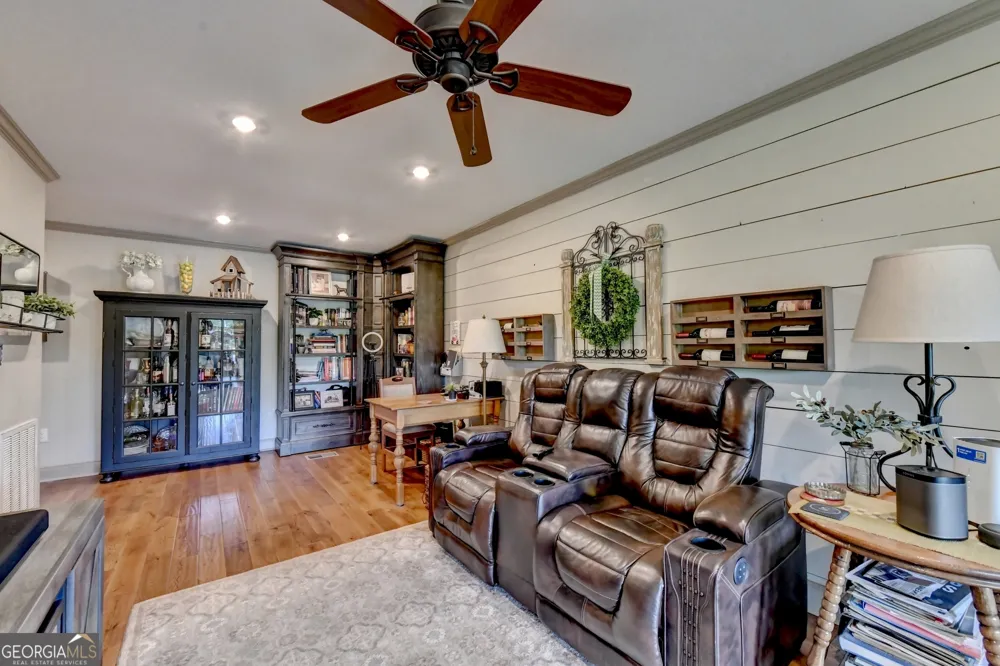 6474 Dahlonega HWY Clermont, GA 30527