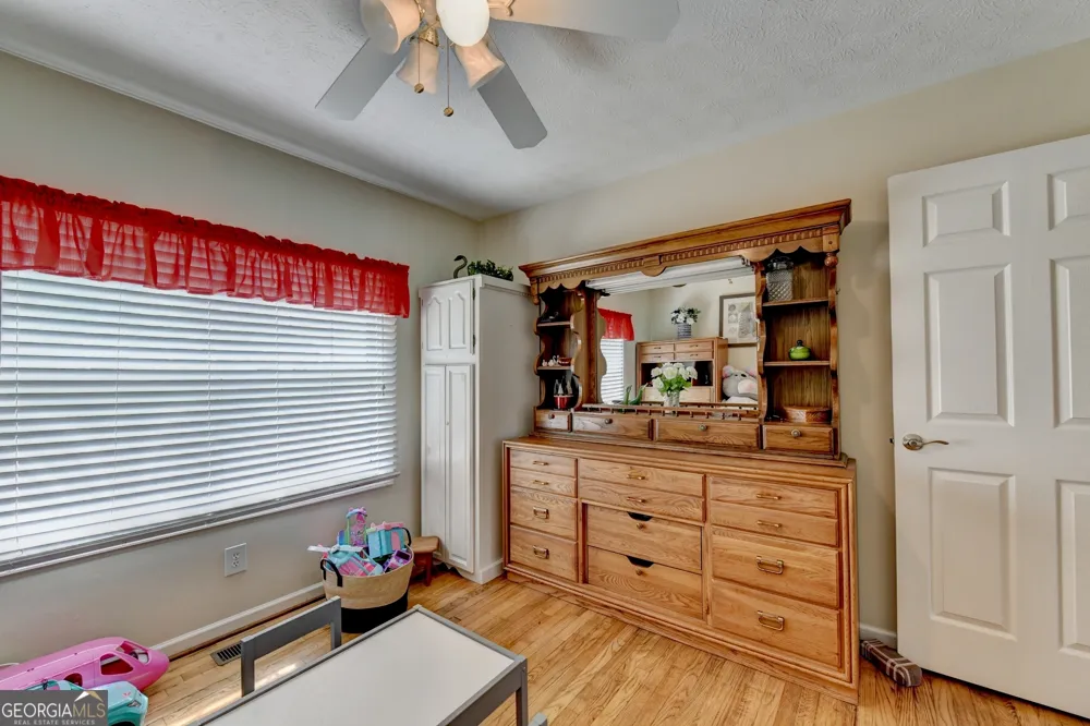 6474 Dahlonega HWY Clermont, GA 30527