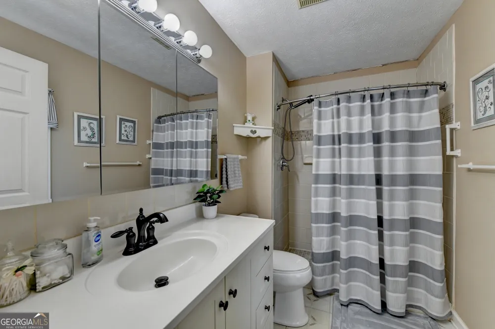 6474 Dahlonega HWY Clermont, GA 30527