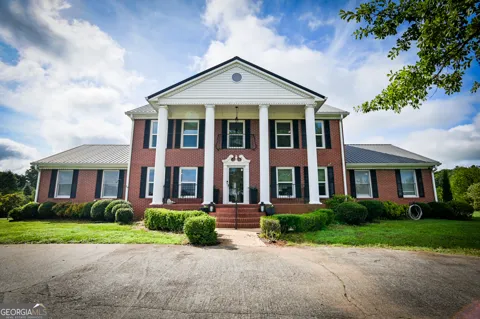 1520 Colonial DR