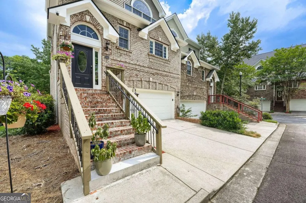 3260 Tomeh WAY Tucker, GA 30084