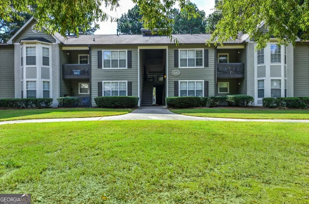 670 Thornton RD Lithia Springs, GA 30122