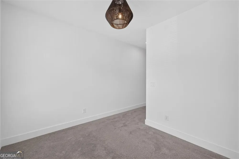 5619 Pine ST Flowery Branch, GA 30542