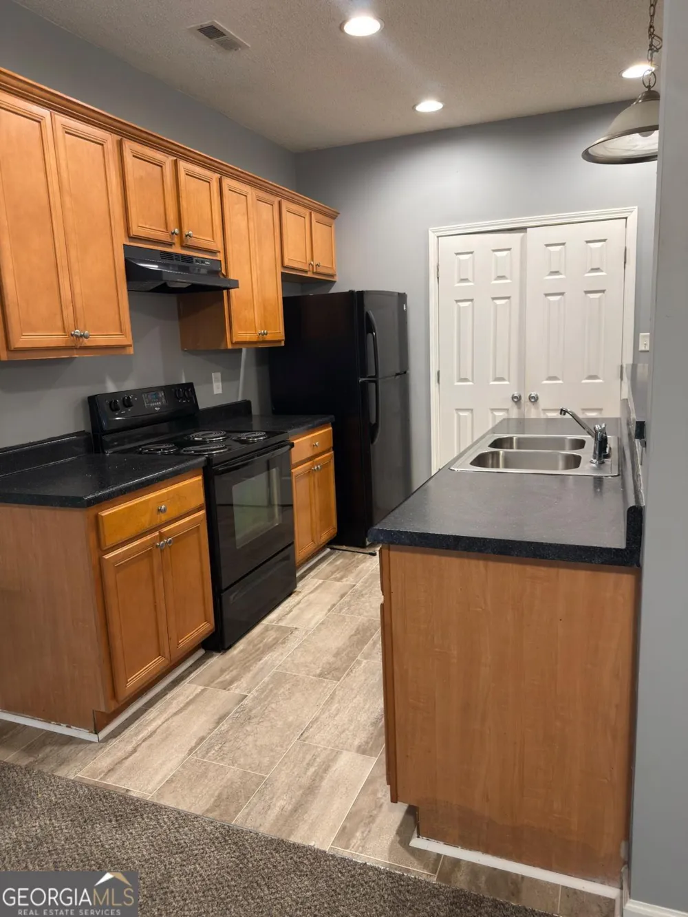 549 Maggie LN Jonesboro, GA 30238