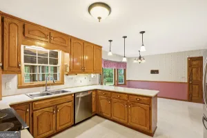 2355 N Peachtree WAY Dunwoody, GA 30338