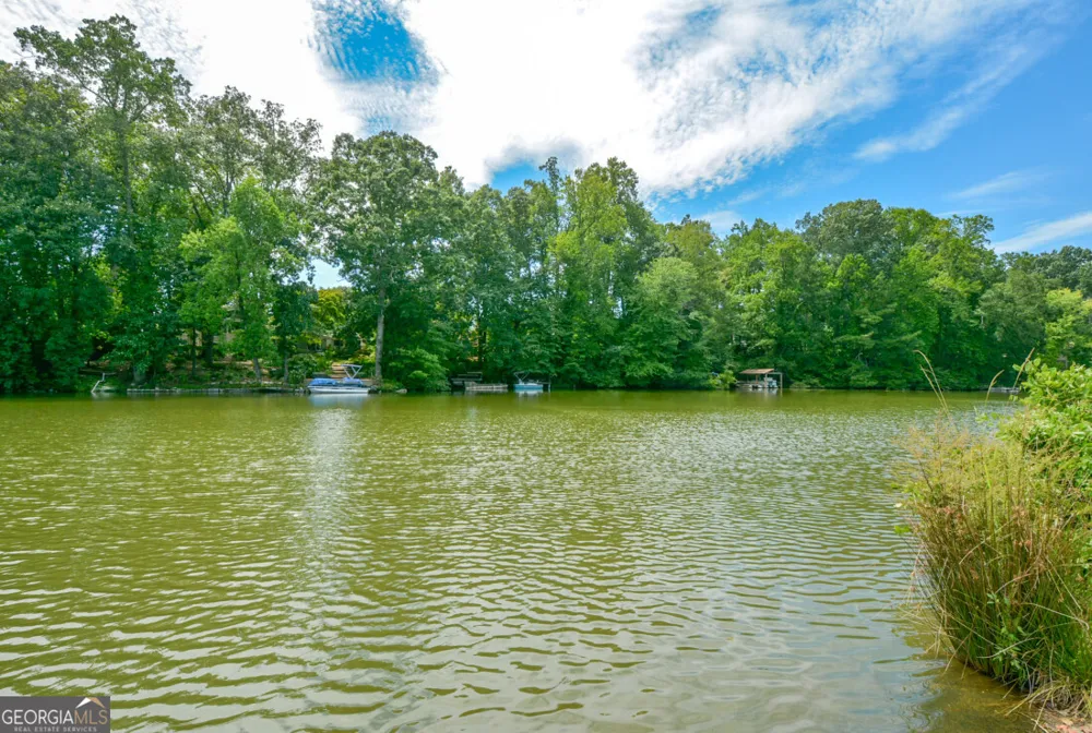 2355 N Peachtree WAY Dunwoody, GA 30338